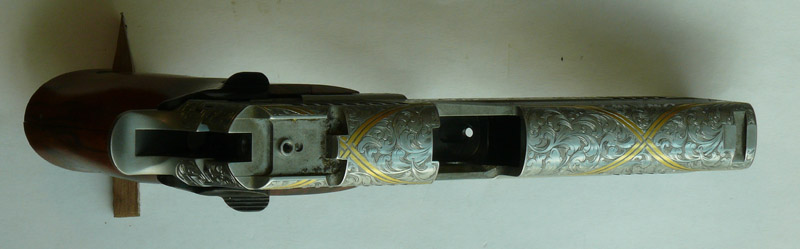 P226Ornamente flaechendeckend mit Goldbaendern zweite Version2